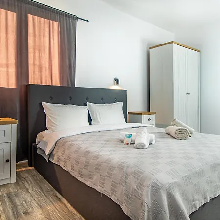 Boutique Ilitsa Hotel *