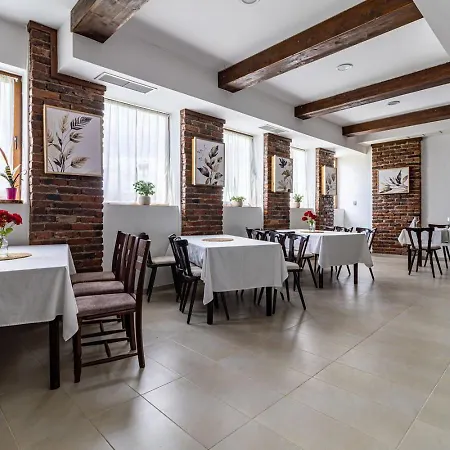 Boutique Ilitsa Hotel *